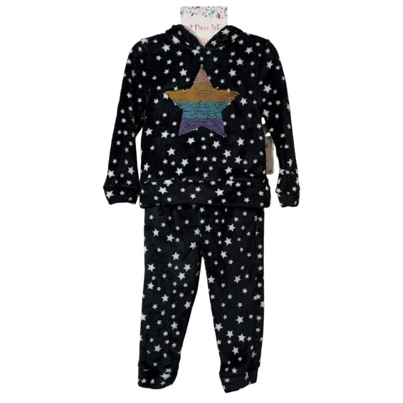 maddie & michelle Other - Girls' 2-Piece Plush Fleece Pajama Set Stars & Rainbow Size 2T